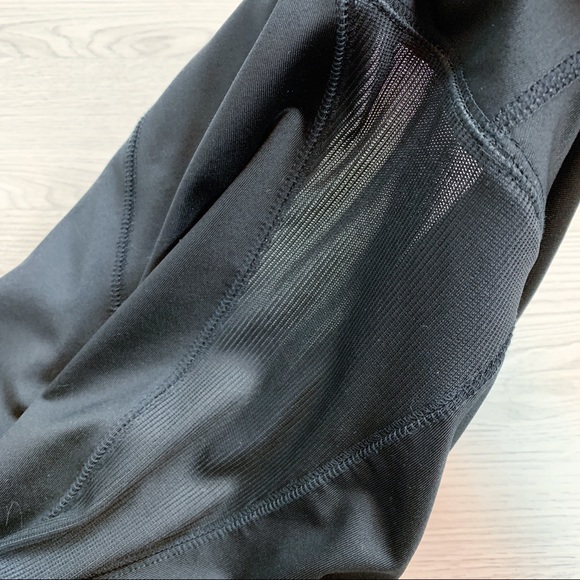 Hollister Mesh Side Panel Stirrup Leggings - Picture 8 of 8